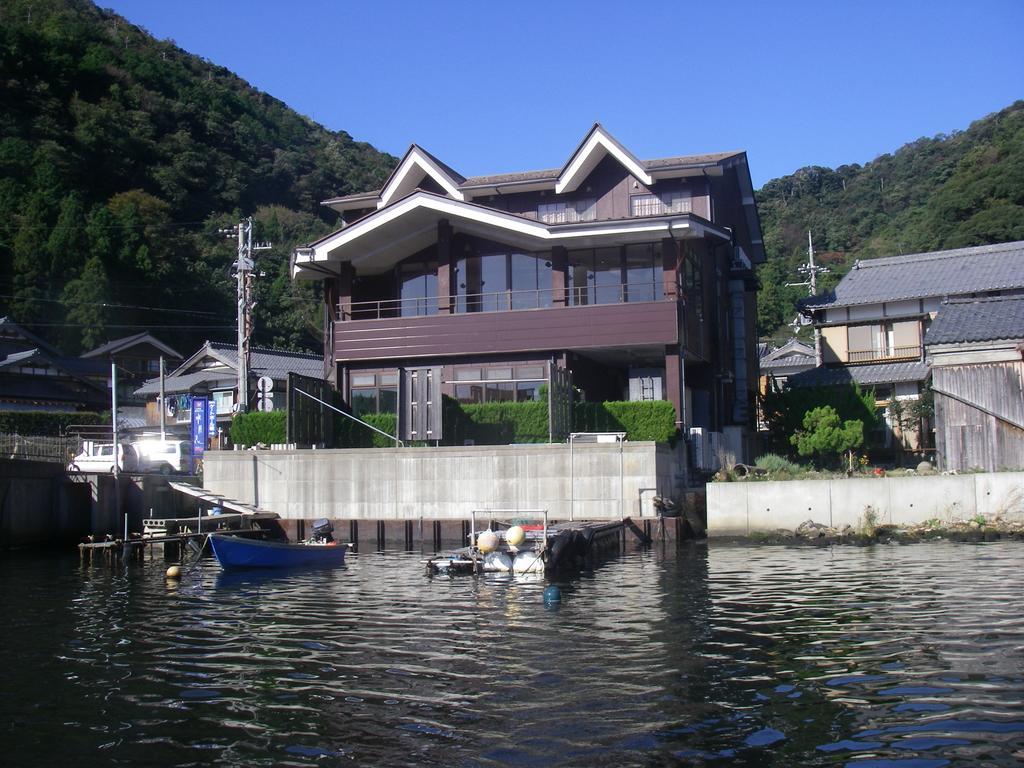 湖上館パムコ Hotel Vakasza Kültér fotó