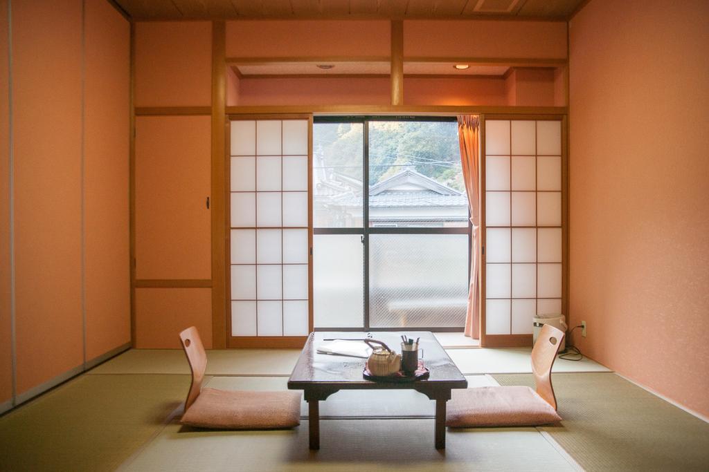 湖上館パムコ Hotel Vakasza Kültér fotó