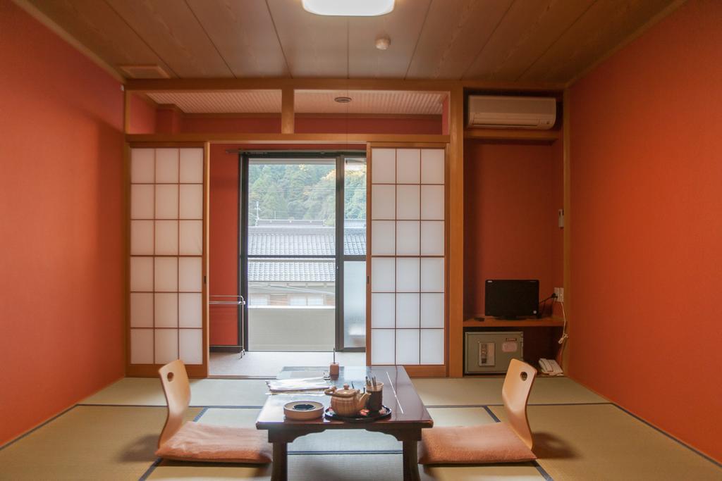 湖上館パムコ Hotel Vakasza Kültér fotó