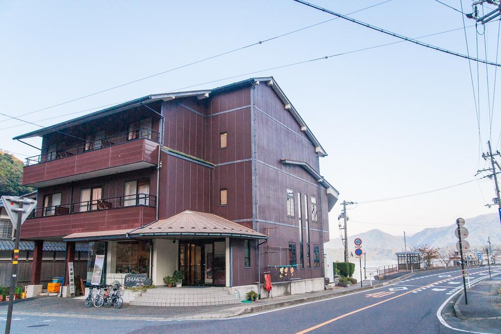 湖上館パムコ Hotel Vakasza Kültér fotó